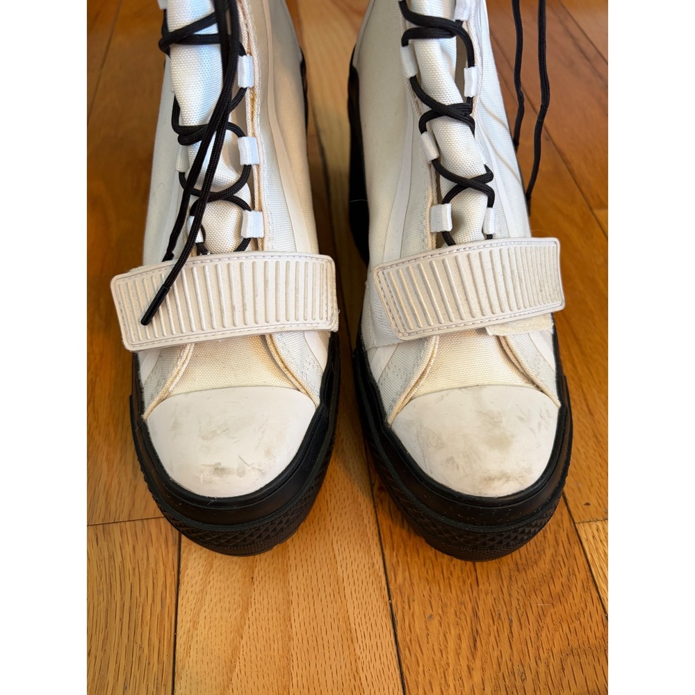Converse Chuck Taylor All Star GR82 White Women's Platform Boot Size 6.5 - Picture 3 of 12